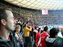 Endlich mal wieder ein ausverkauftes Haus in Berlin: 2 Samstag13Uhr-Mitglieder und 74.242 Sonstige