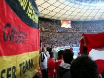 Unsere Fahne bei der Nationalhymne.