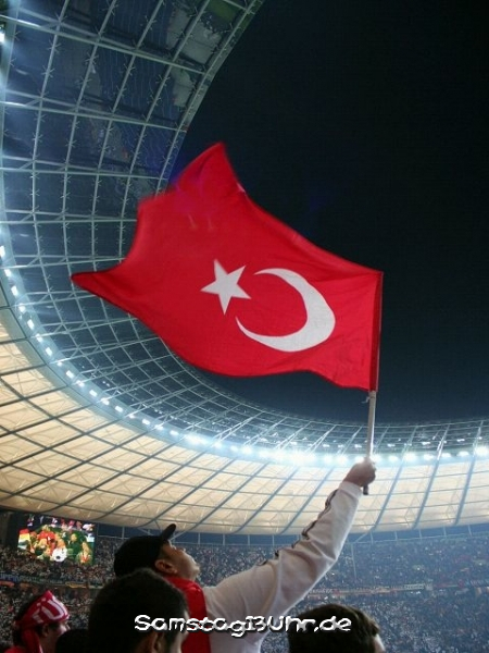 Der Halbmond über Berlin.