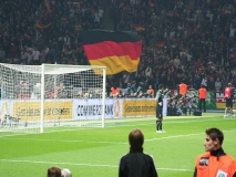 Das war dann wohl die Entscheidung! Mesut Özil im Alleingang gegen Volkan Demirel.